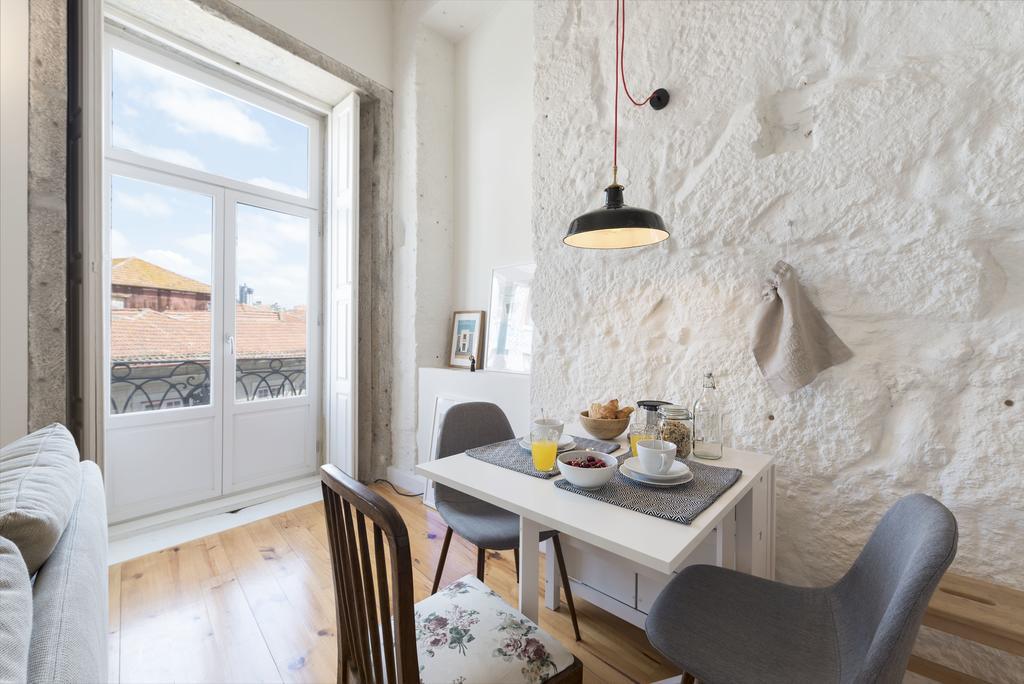 Lovelystay - Cativo Mezzanine Studio Porto Exterior foto